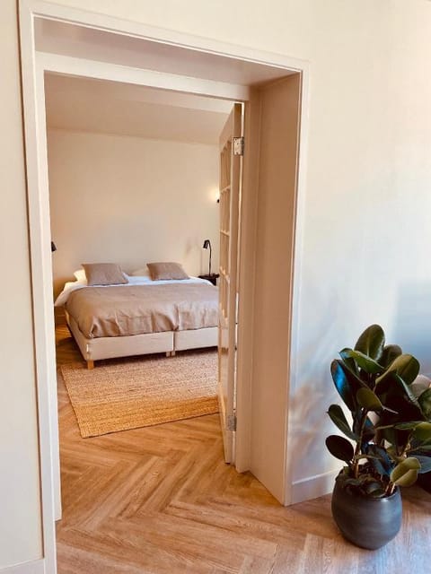 Design 2 bedroom apartment - harborhousezeeland.nl Apartment in Goes