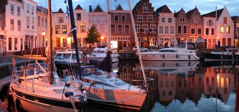 Design 2 bedroom apartment - harborhousezeeland.nl Apartment in Goes