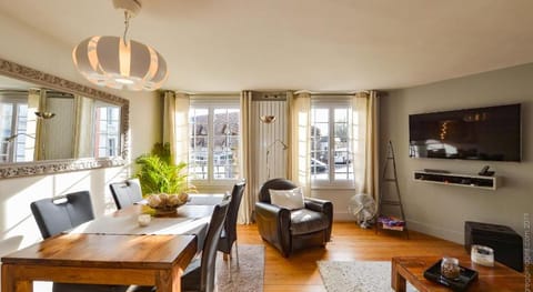 La Maison de pierre et valérie Ste Catherine Vacation rental in Honfleur