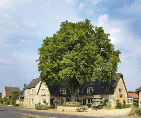 The Crown Inn Inn in Huntingdonshire District