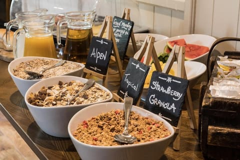 The Crown Inn Inn in Huntingdonshire District