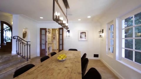 luxurious Villa perfect for Holiday. Villa in Cape Town