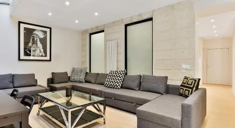 BLUE NIGHTS APPARTEMENTS 108 Apartment in Paris