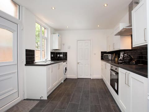 Crewe Rooms Ruskin Road Hotel in Crewe