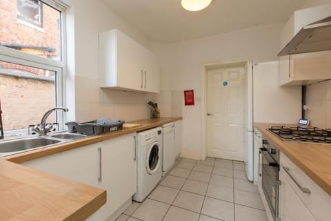 Townhouse @ 27 Electricity St Crewe Hotel in Crewe