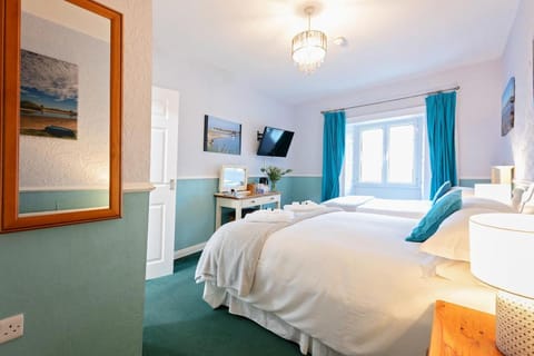 The Tavern - Steakhouse and Lodge Inn in Alnwick