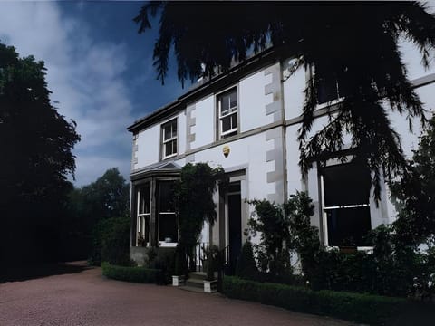 Spylaw Bank House Hotel in Edinburgh