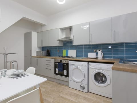 TownHouse PLUS @ 40 West St Hotel in Crewe