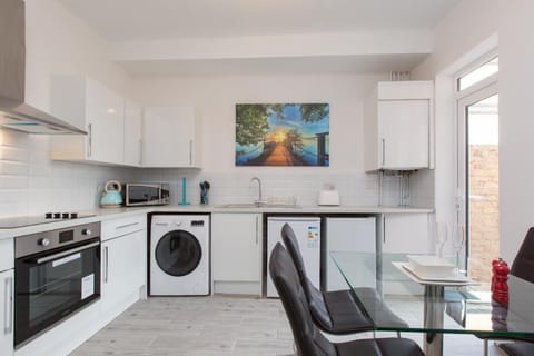 Townhouse @ 130 West Street Crewe Hotel in Crewe