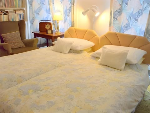 Carlton Seamill B&B Hotel in England