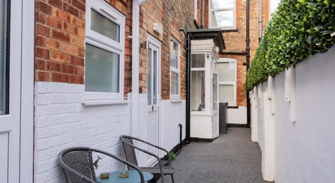 Hillcrest Studio Apartments Hotel in Cleethorpes