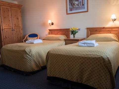 The Olde Peculiar Inn in East Staffordshire District