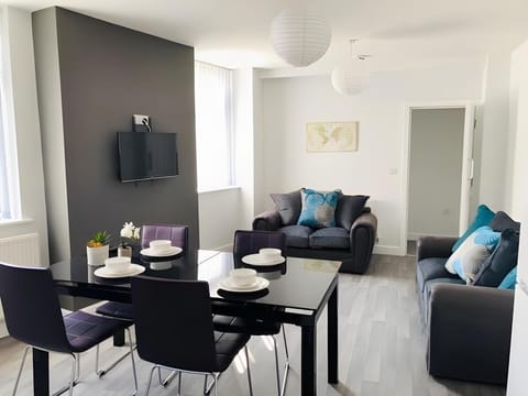 Townhouse @ 51 Balfour St -Stoke Hotel in Stoke-on-Trent