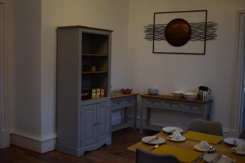 Woodlyn Guest House Hotel in England