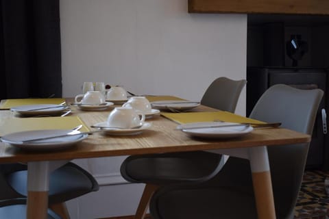 Woodlyn Guest House Hotel in England