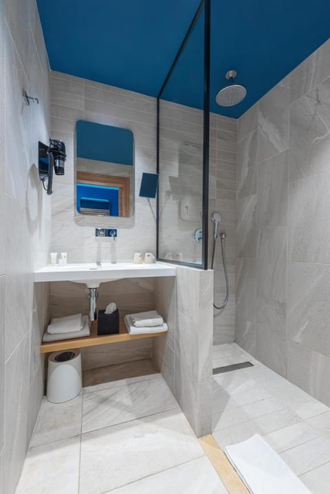 KYRIAD LYON OUEST Limonest Hotel in Lyon