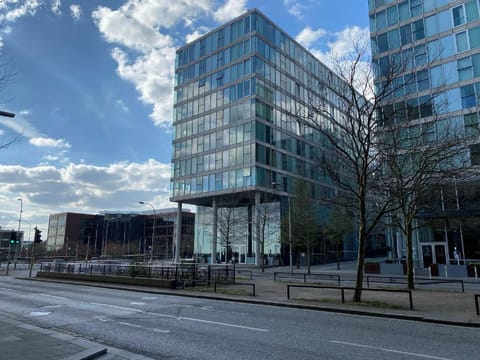 Tailor That Property - Chelsea House Apartment in Milton Keynes