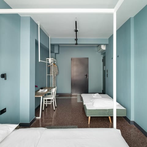 Zeus is Loose Hostel Hostel in Thessaloniki