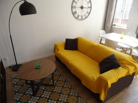 Appartement Lille/1ch/stationnement gratuit Apartment in Lille