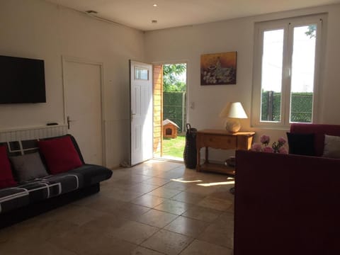 Hébergements le Camp d'Auneau - La Belle étoile Vacation rental in Île-de-France