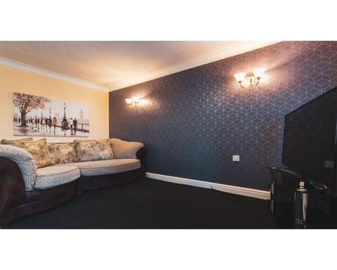 Rider Gardens House  Vacation rental in Boston