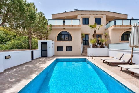 Villa Sardinella 5 bedroom villa with private pool Villa in Malta