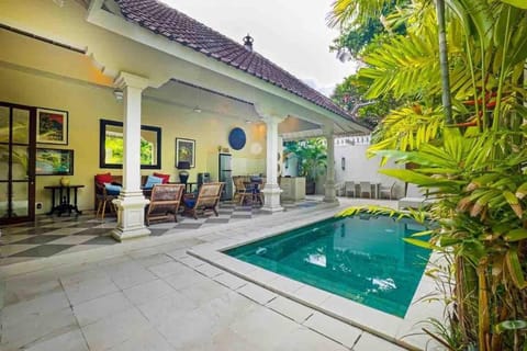 Eightyeight Villa Seminyak 2 Bedrooms Villa in Kuta
