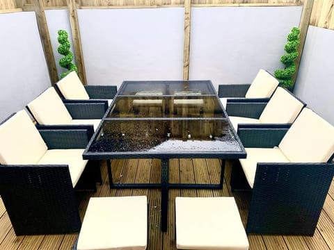 Victory luxury hot tub house Vacation rental in Blackpool