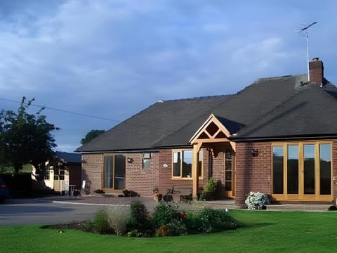 Quixhill - Denstone - Dove Meadow B & B Hotel in Staffordshire Moorlands District