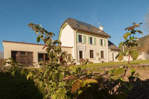 Gîte la petite école Vacation rental in Lans-en-Vercors