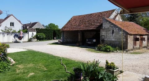 La Ferme de Flo' Farm Stay in Île-de-France