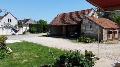 La Ferme de Flo' Farm Stay in Île-de-France