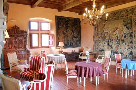 Château La Servayrie Country House in Auvergne-Rhône-Alpes