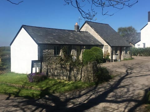 Moorshead Farm Farm Stay in Wales