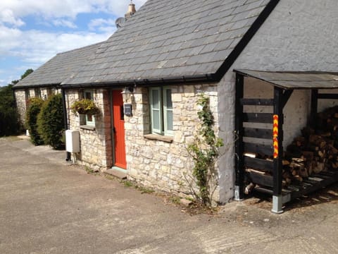 Moorshead Farm Farm Stay in Wales