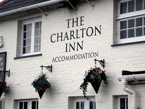 The Charlton Inn Inn in East Dorset District