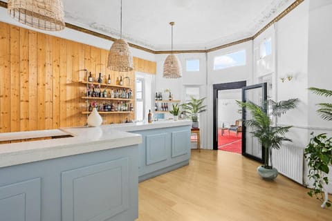 The Waters Edge Hotel in Torquay