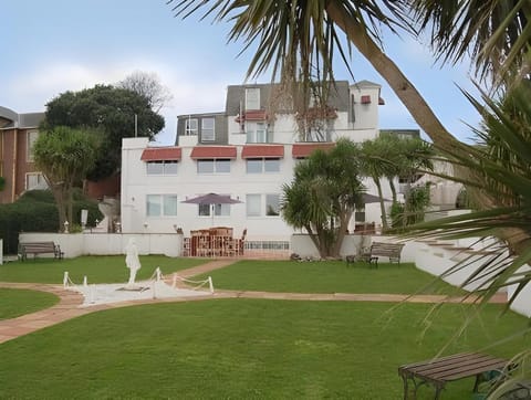 The Waters Edge Hotel in Torquay