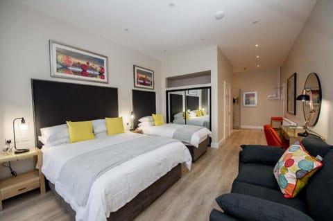 The James Suites Apartment in Londonderry