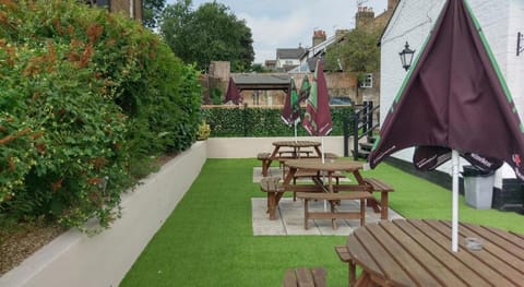 The Rifle Volunteer Bed and Breakfast in East Hertfordshire District