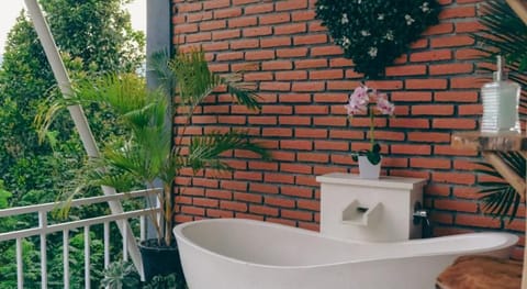 Moondock Luxury Camp Luxury tent in Bali