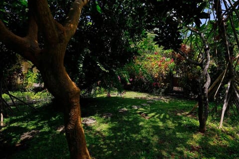 KIRANA HOMESTAY (SUNSHINE BUNGALOW) Vacation rental in Abang