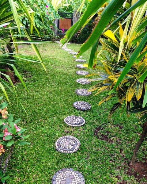 KIRANA HOMESTAY (DUSK BUNGALOW) Vacation rental in Abang