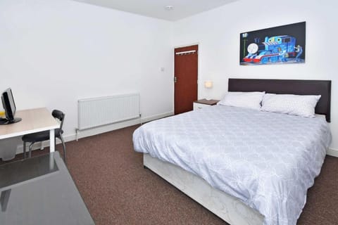 Townhouse @ 66 Rose Street Stoke Hotel in Stoke-on-Trent