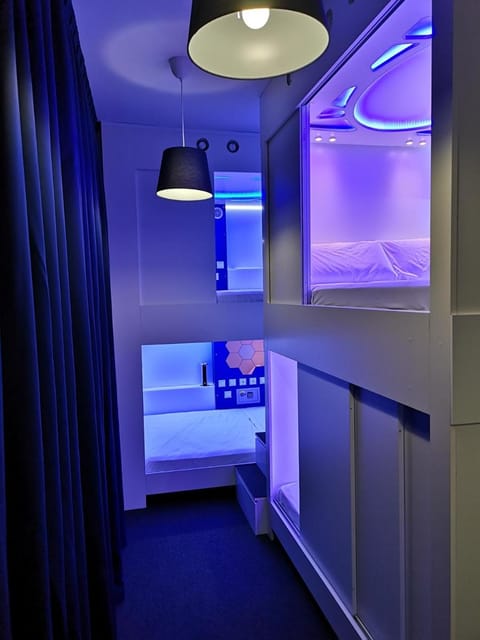 Modular Rooms Hostel in Centro