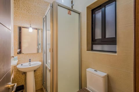 GetawaysMalta_Blue Harbour Seafront Apartment 2 Apartment in Saint Paul's Bay