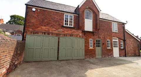 The Olde Coach House Vacation rental in Chesterfield