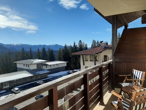 South warm and light apartment with inspiring view Apartment in Decentralized Administration of Macedonia and Thrace