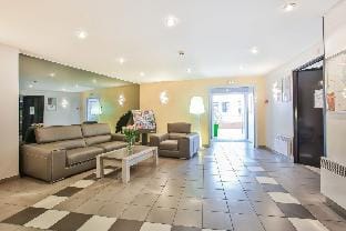 The Originals Residence, Appart’Hôtel Les Lauréades, Clermont-Ferrand Apartment hotel in Clermont-Ferrand