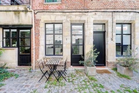 La Corderie Vacation rental in Lille